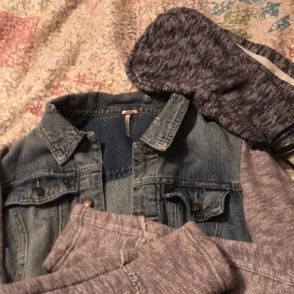 Free People Distressed Jean Jacket Orig.$168 - Picture 3 of 4